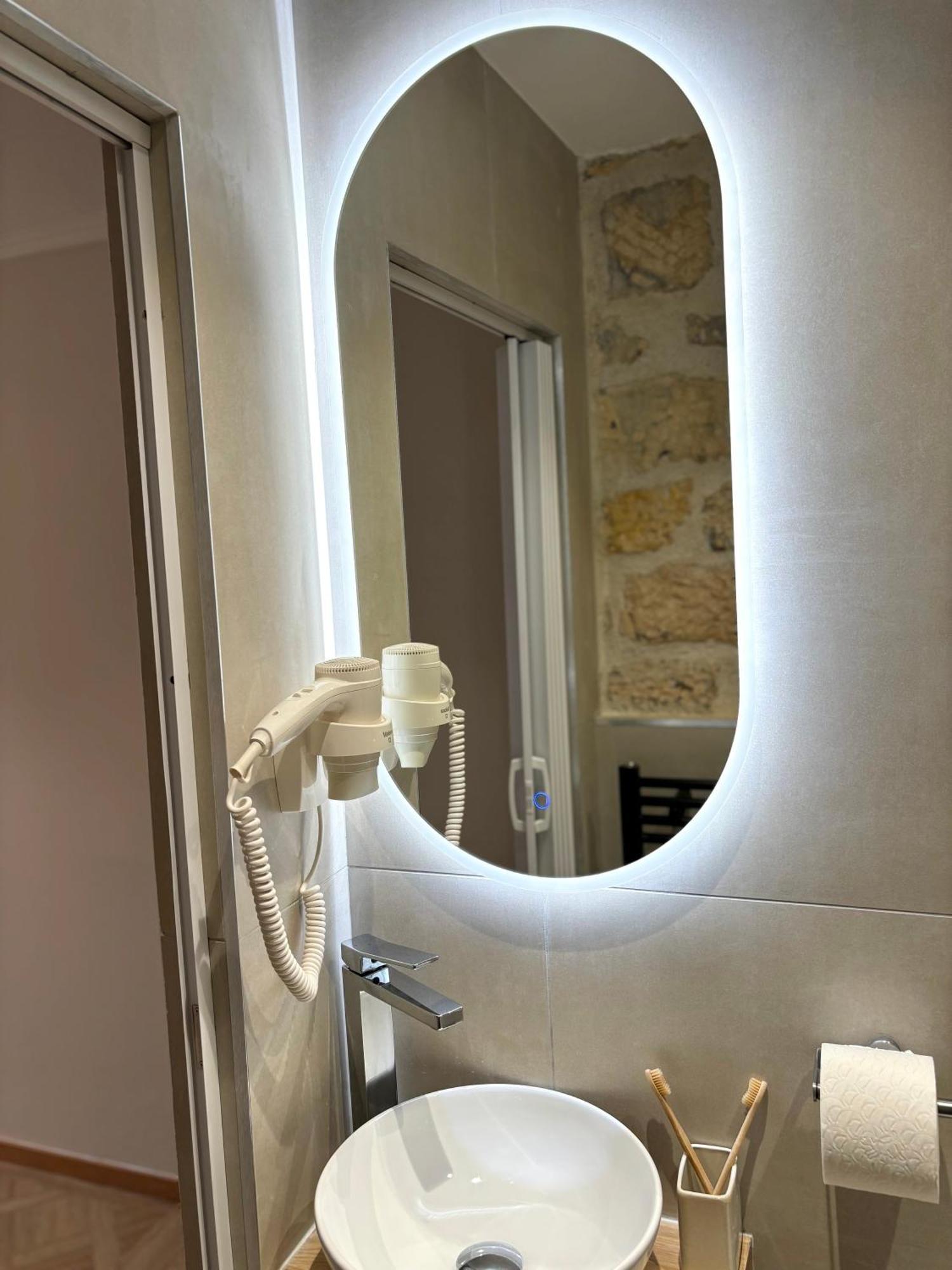 Hotel Paris Amore Dış mekan fotoğraf
